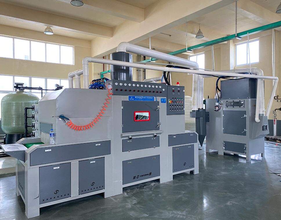 鑫百通品牌输送式自动喷砂机设备