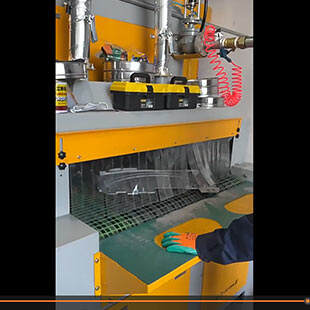 昆明客户案例：航空件输送式自动喷砂机工作视频