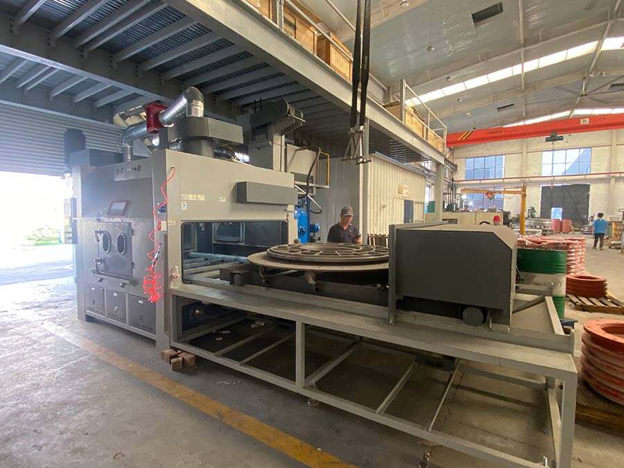 鑫百通品牌台车式模具清理喷砂机